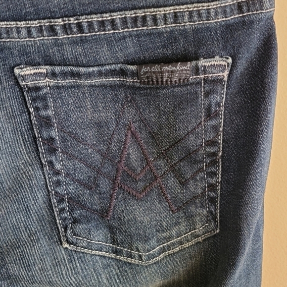 NWT 7FAM | A-Pocket Flared Leg Jeans Size 26 - Picture 3 of 7